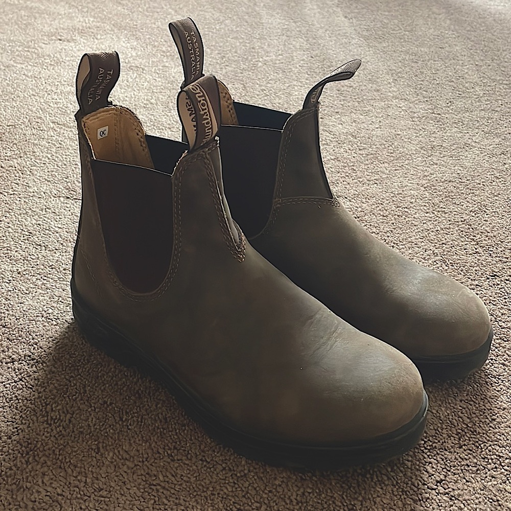 Women’s Rustic Brown Blundstones - Chelsea Boots